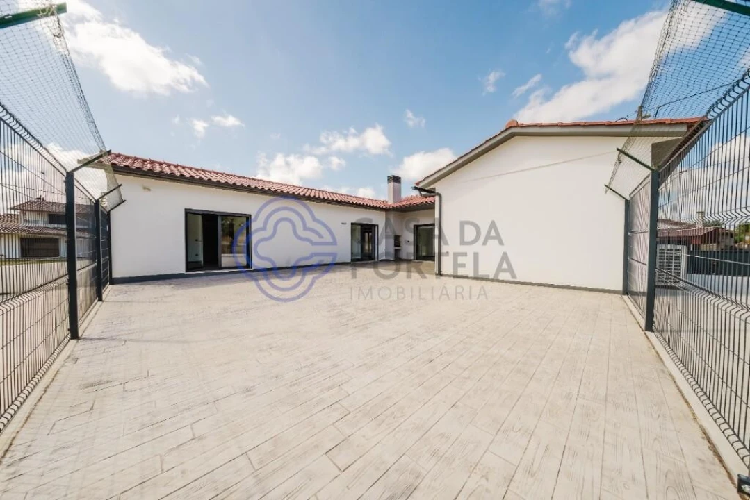 Moradia T3 para Venda em Bidoeira de Cima Foto 27