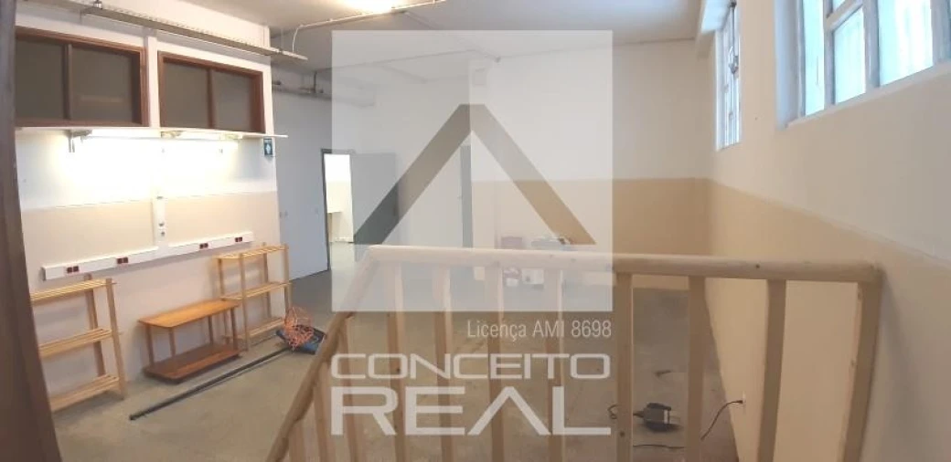 Loja para Arrendamento em Paranhos Foto 11