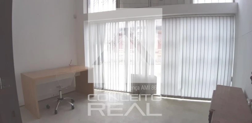 Loja para Arrendamento em Paranhos Foto 5