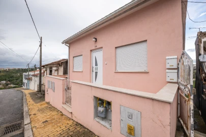 Moradia T4 para Venda em São Martinho do Bispo e Ribeira de Frades