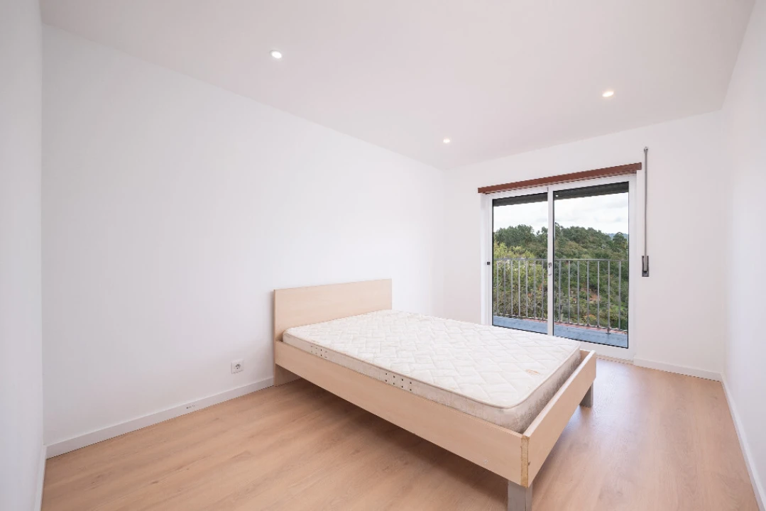 Moradia T4 para Venda em São Martinho do Bispo e Ribeira de Frades Foto 7