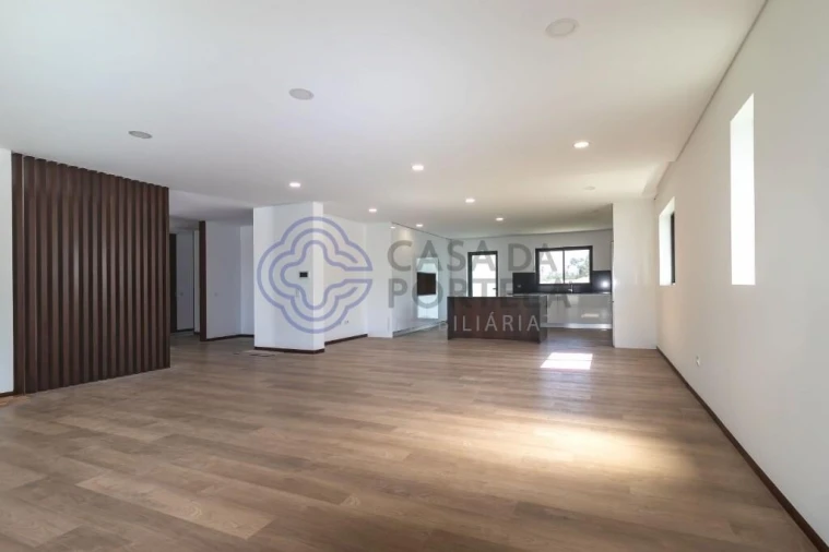 Moradia T3 para Venda em Santa Maria da Feira, Travanca, Sanfins e Espargo Foto 23