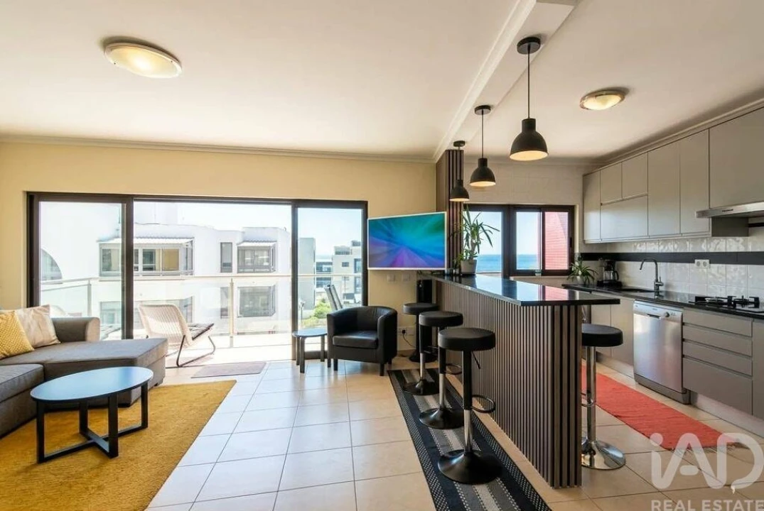 Apartamento T2 para Venda em Quarteira Foto 5