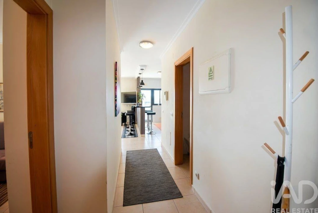 Apartamento T2 para Venda em Quarteira Foto 18