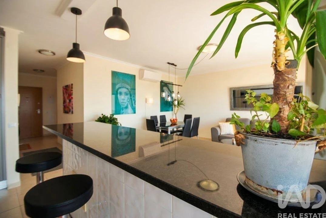 Apartamento T2 para Venda em Quarteira Foto 12
