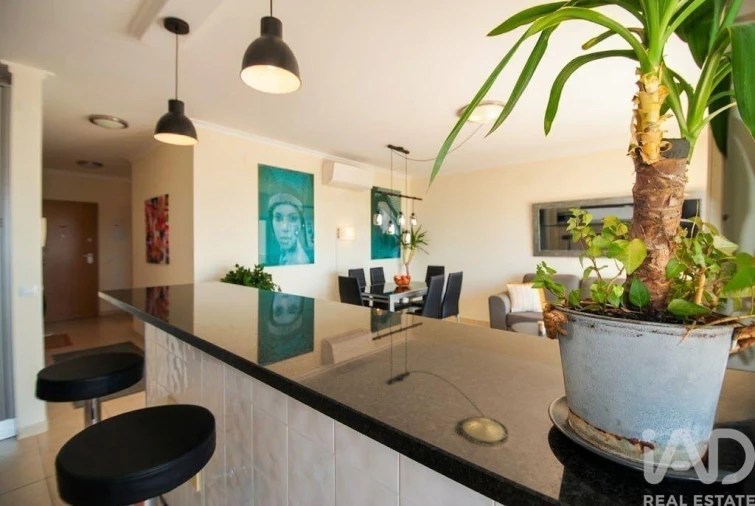 Apartamento T2 para Venda em Quarteira Foto 11