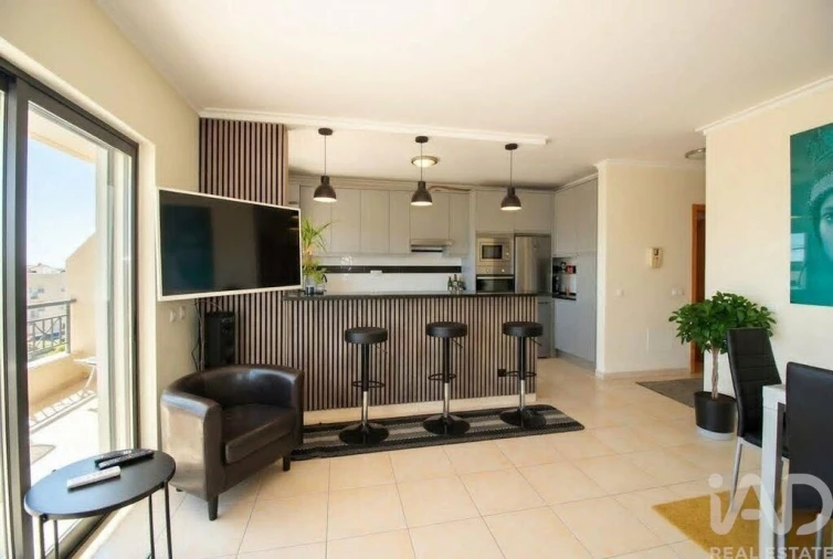 Apartamento T2 para Venda em Quarteira Foto 5