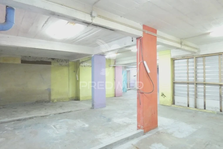 Garagem para Venda em Queluz e Belas Foto 16