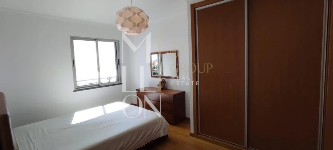 Apartamento T2 para Venda em Caniço Foto 11