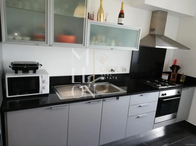 Apartamento T2 para Venda em Caniço Foto 5