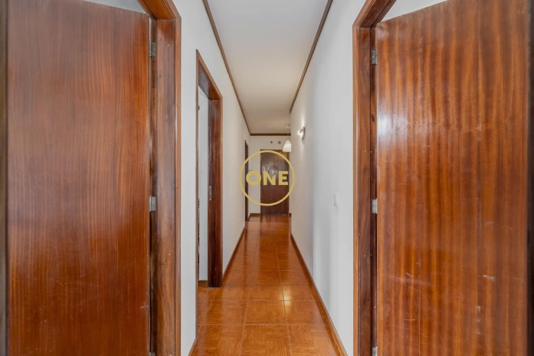 Apartamento T3 para Venda em Vila Nova de Famalicão e Calendário Foto 10