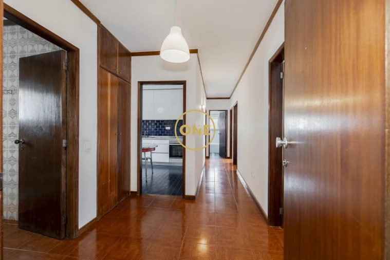 Apartamento T3 para Venda em Vila Nova de Famalicão e Calendário Foto 3