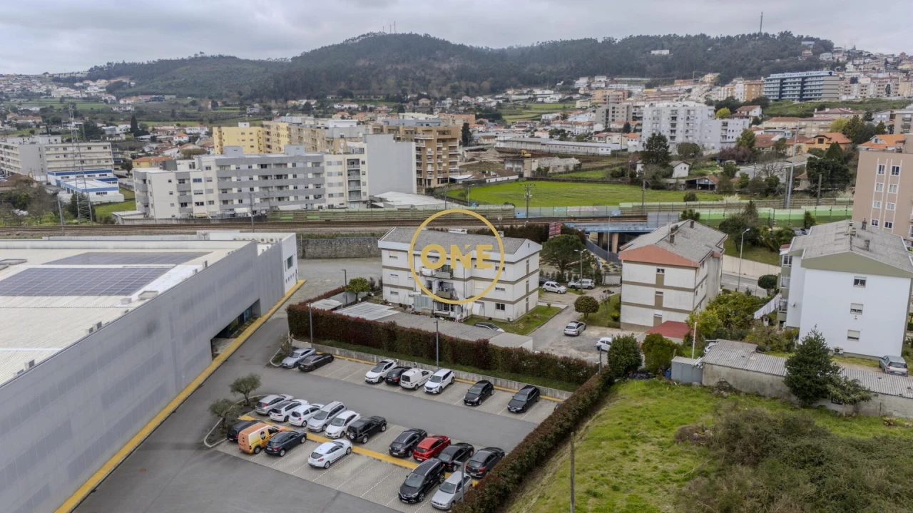 Apartamento T3 para Venda em Vila Nova de Famalicão e Calendário Foto 14