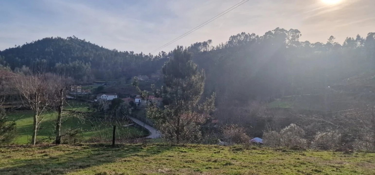 Terreno para Venda em Mosteiro Foto 13