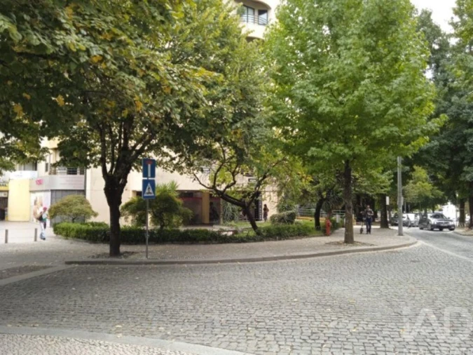 Apartamento T4 para Arrendamento em Vila Nova de Famalicão e Calendário Foto 10