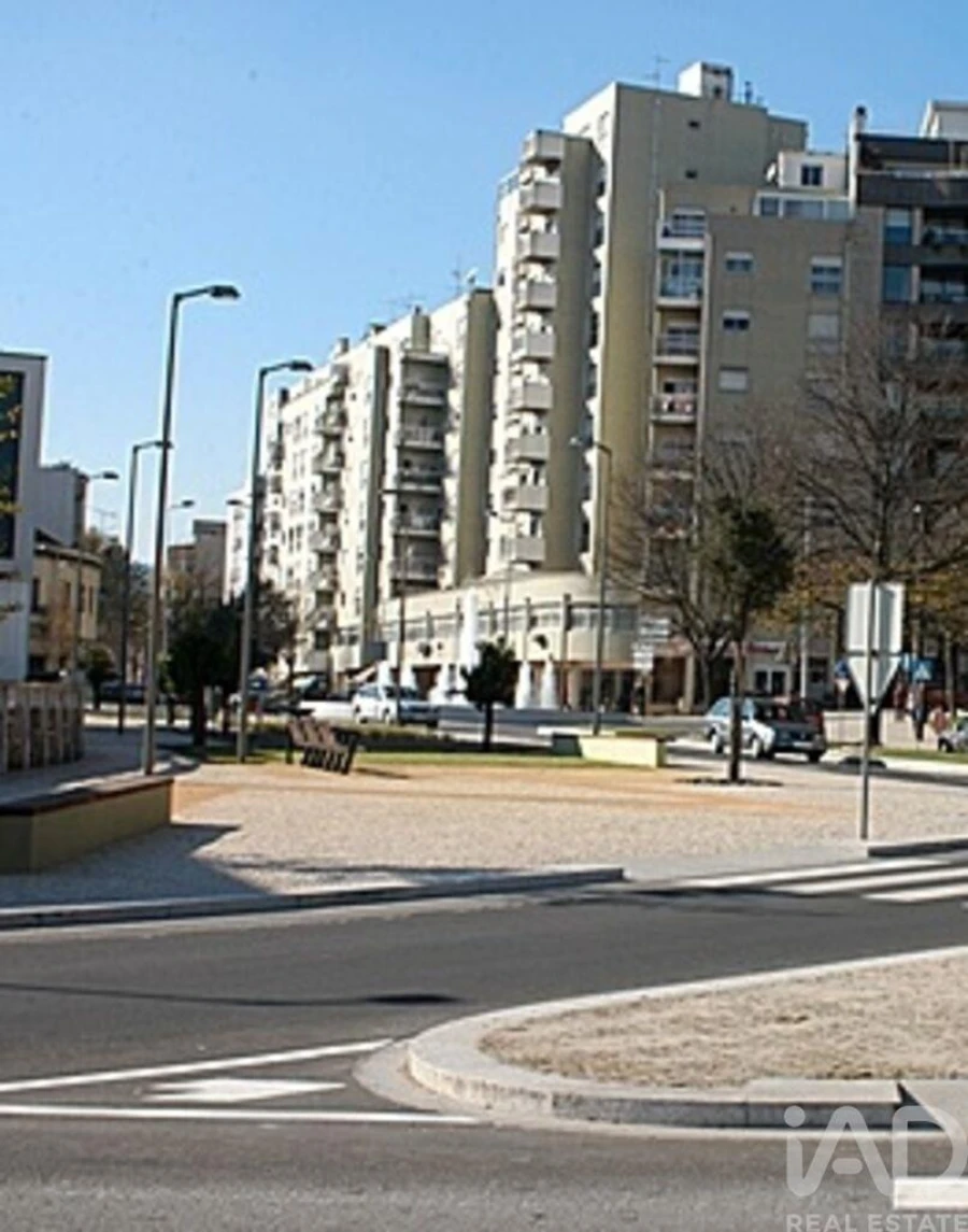 Apartamento T4 para Arrendamento em Vila Nova de Famalicão e Calendário Foto 8