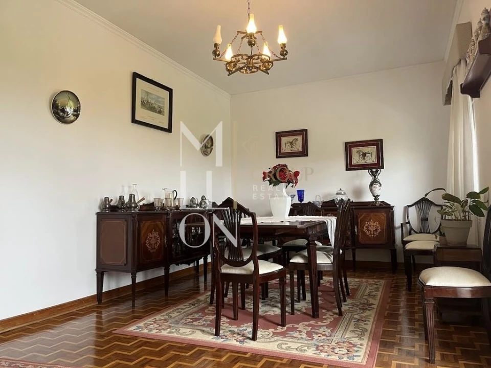 Moradia T5 para Venda em Almeirim Foto 6