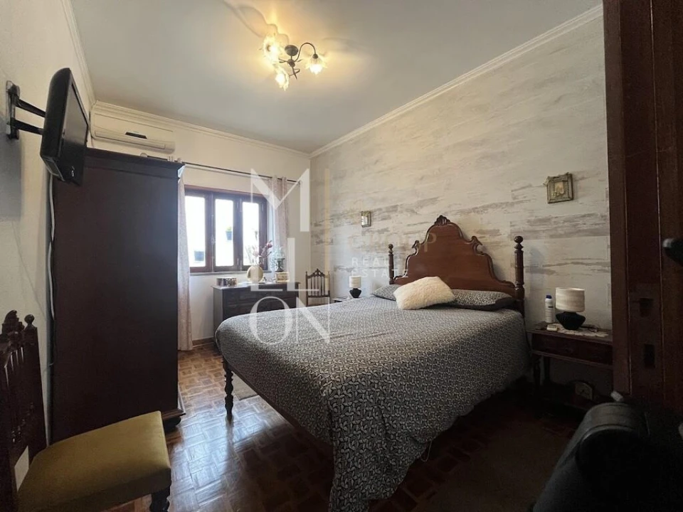 Moradia T5 para Venda em Almeirim Foto 18