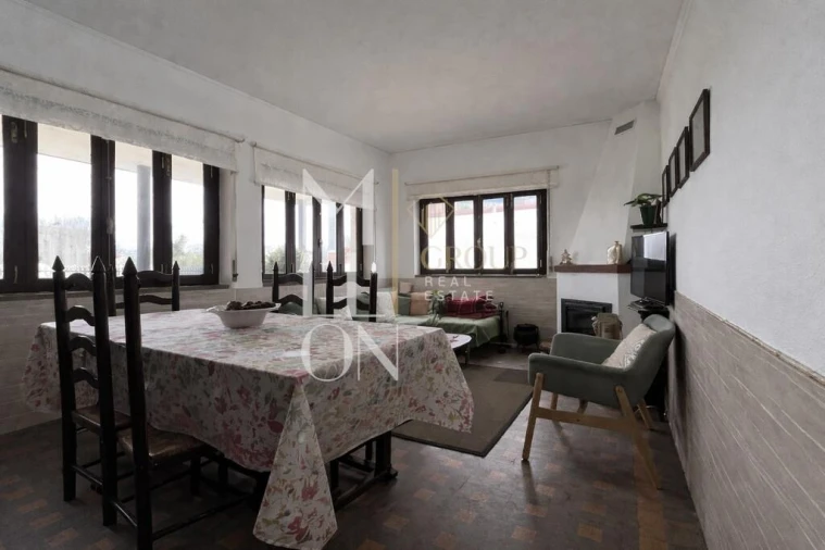 Moradia T5 para Venda em Almeirim Foto 7