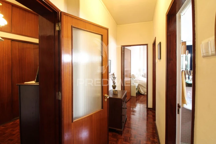 Apartamento T4 para Venda em Faro (Sé e São Pedro) Foto 10