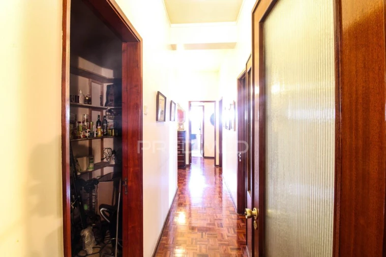 Apartamento T4 para Venda em Faro (Sé e São Pedro) Foto 7