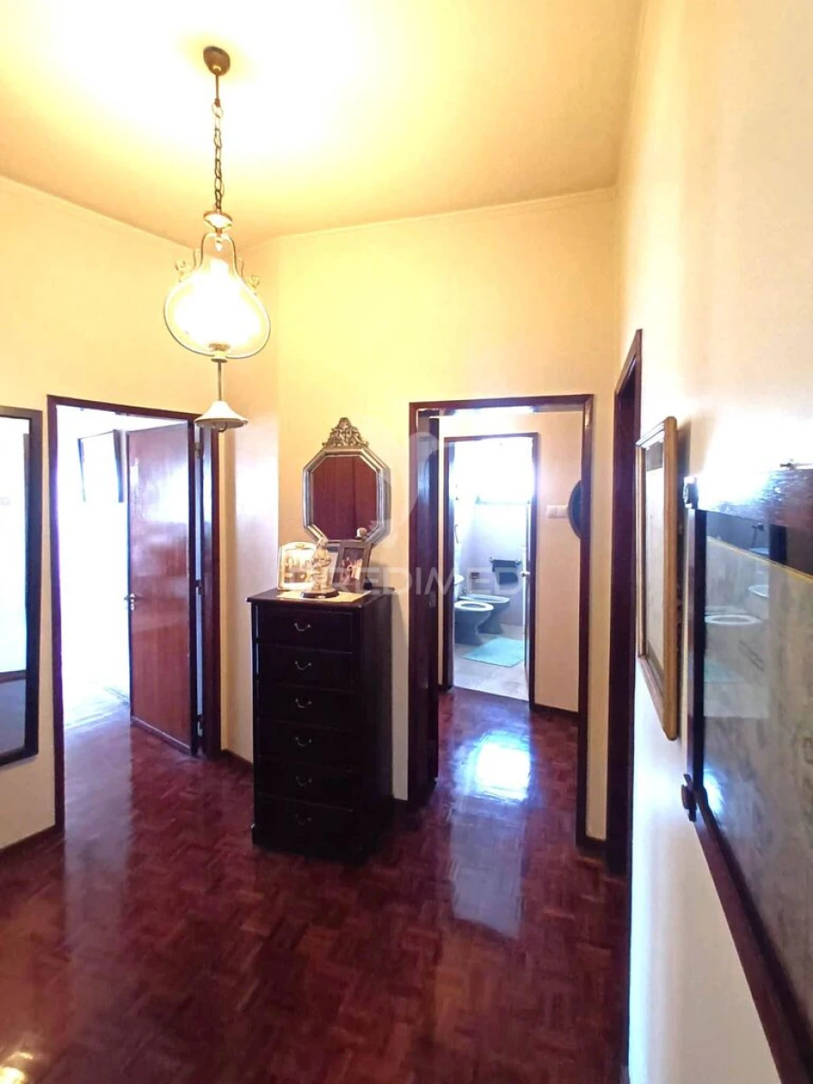 Apartamento T4 para Venda em Faro (Sé e São Pedro) Foto 19