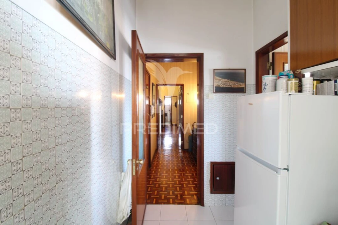 Apartamento T4 para Venda em Faro (Sé e São Pedro) Foto 5