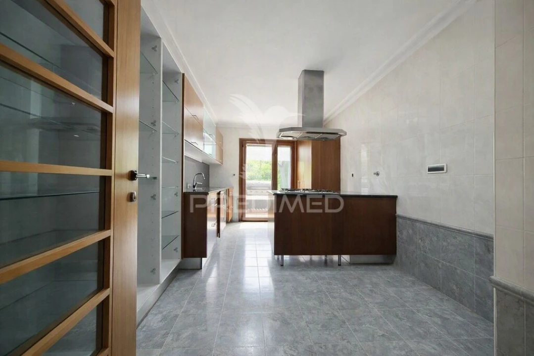 Apartamento T2 para Venda em Vila Franca de Xira Foto 2