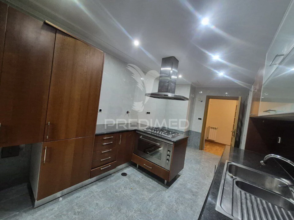 Apartamento T2 para Venda em Vila Franca de Xira Foto 18