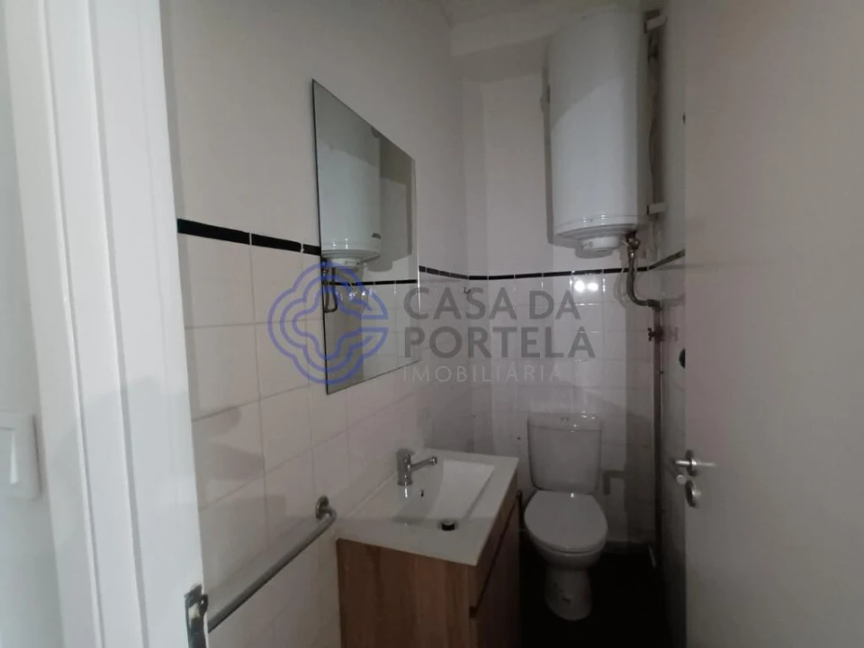 Apartamento T3 para Arrendamento em Paranhos Foto 11