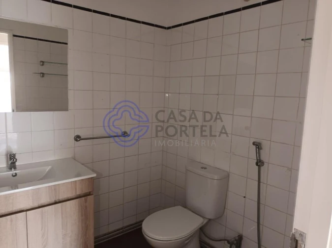 Apartamento T3 para Arrendamento em Paranhos Foto 7