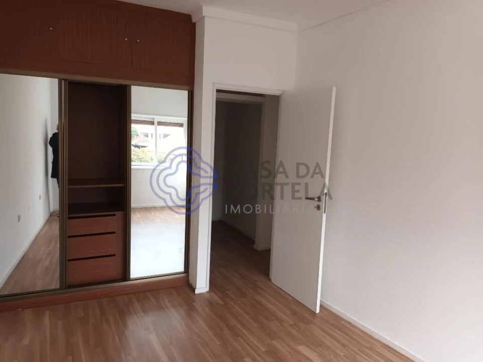 Apartamento T3 para Arrendamento em Paranhos Foto 2
