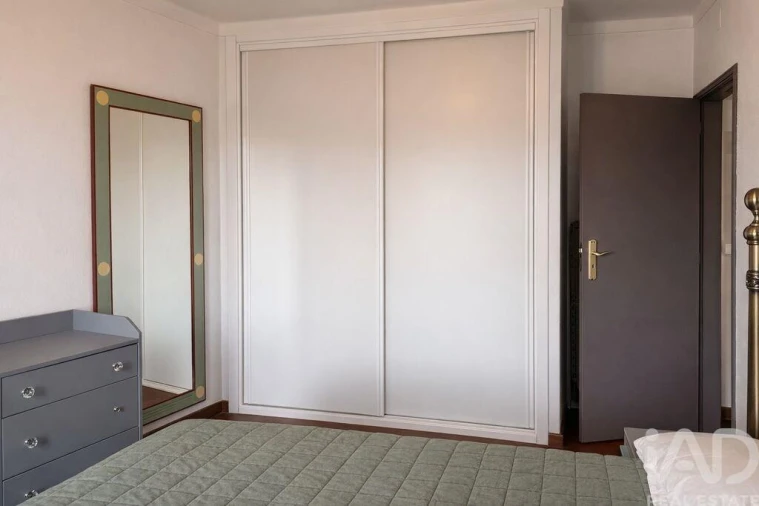 Apartamento T1 para Venda em Guia Foto 11