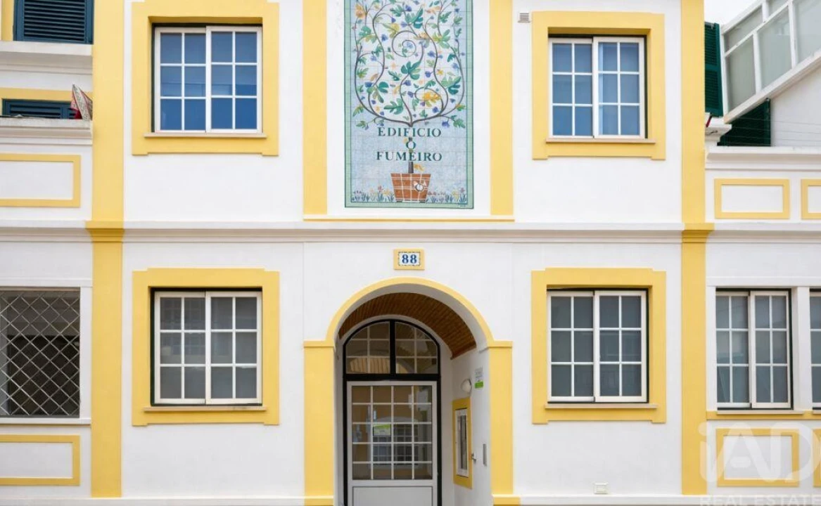 Apartamento T1 para Venda em Guia Foto 1