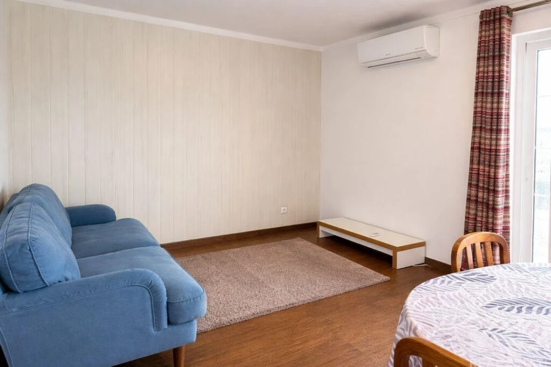Apartamento T1 para Venda em Guia Foto 17