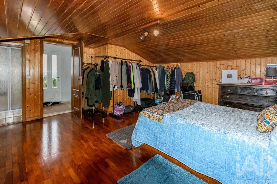 Moradia T4 para Venda em Caldas da Rainha - Santo Onofre e Serra do Bouro Foto 16