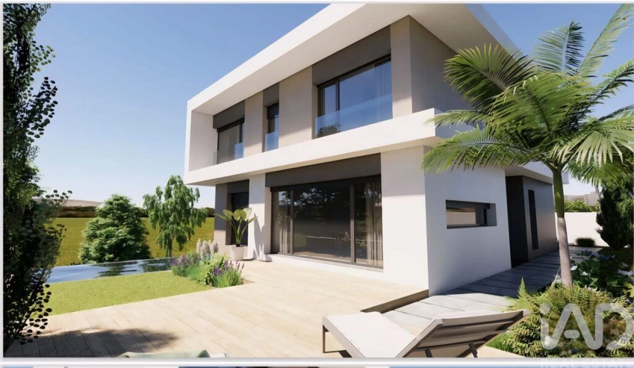 Moradia T4 para Venda em Carcavelos e Parede Foto 6