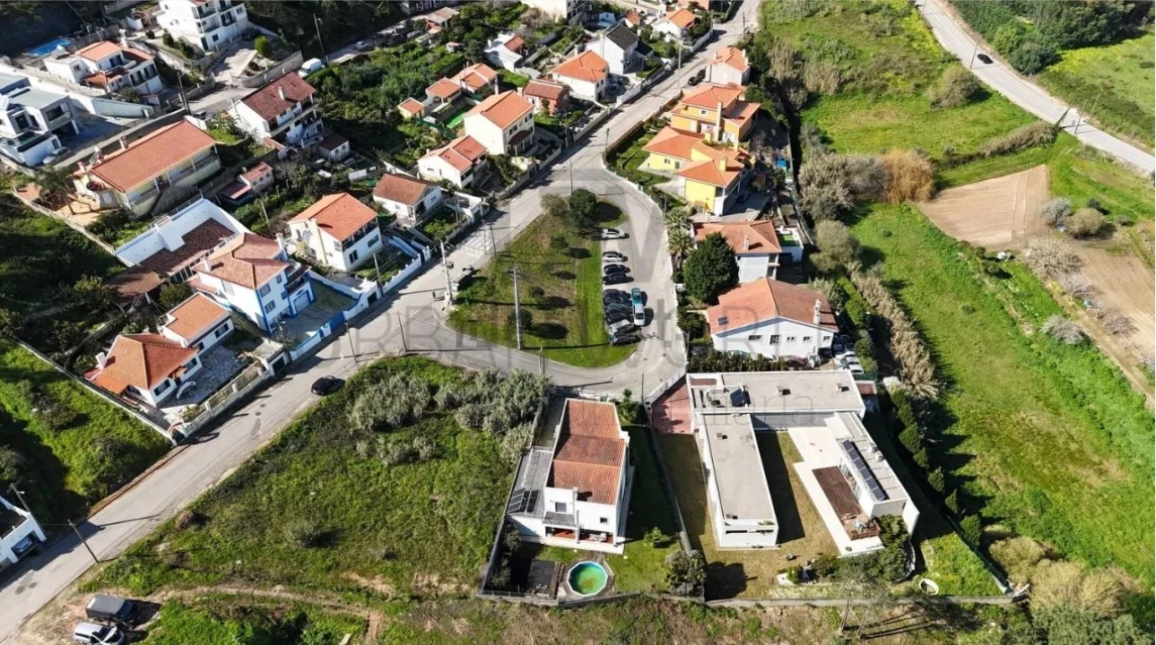 Terreno para Venda em Venda do Pinheiro e Santo Estêvão das Galés Foto 4