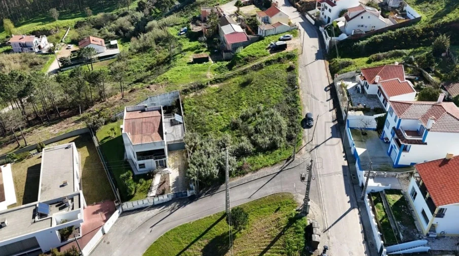 Terreno para Venda em Venda do Pinheiro e Santo Estêvão das Galés Foto 1