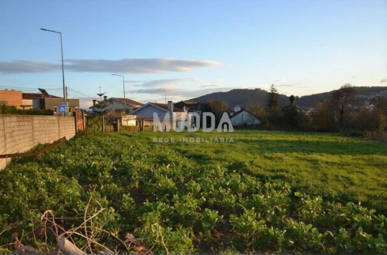 Terreno para Venda em Valongo Foto 2