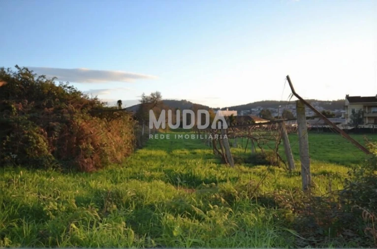 Terreno para Venda em Valongo