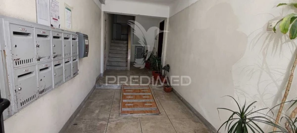 Apartamento T2 para Venda em Benfica