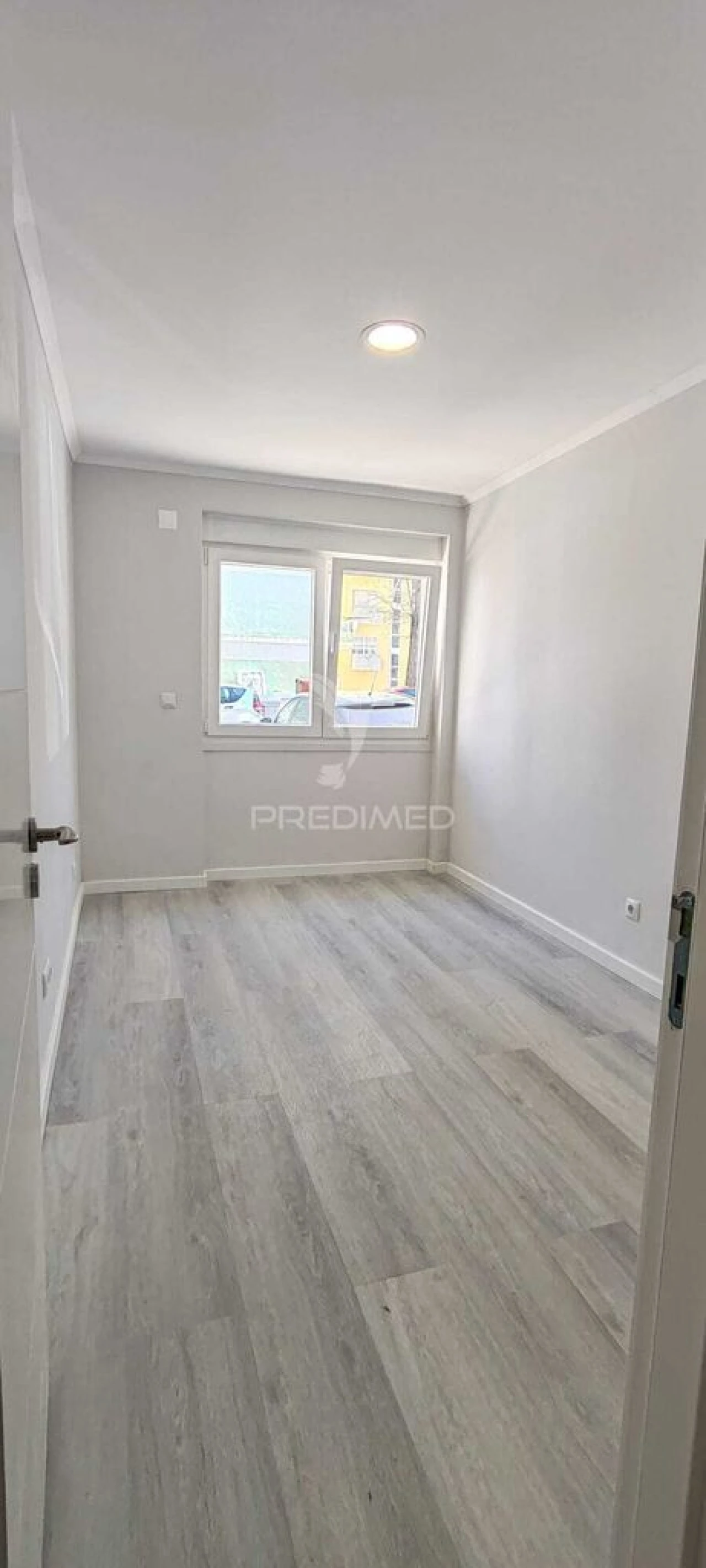 Apartamento T2 para Venda em Benfica Foto 9