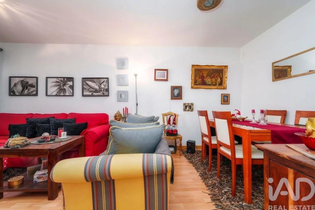 Apartamento T3 para Venda em Faro (Sé e São Pedro) Foto 4