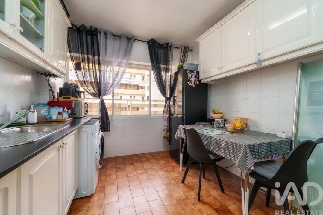 Apartamento T3 para Venda em Faro (Sé e São Pedro) Foto 9