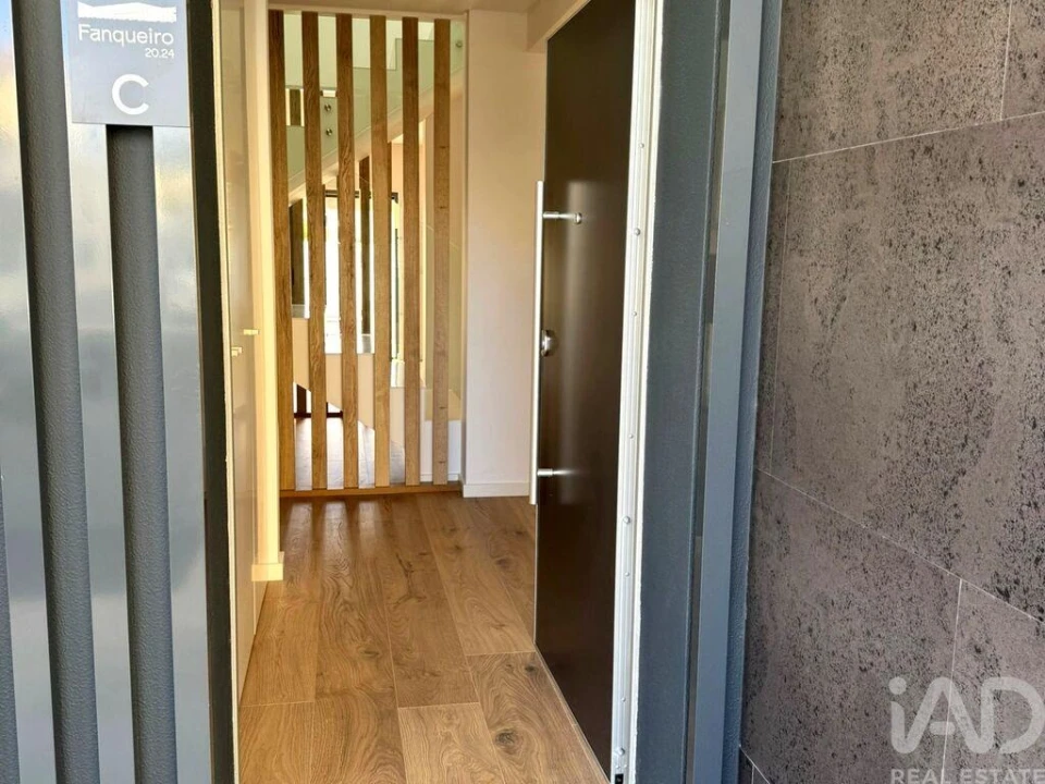 Moradia T4 para Venda em Loures Foto 2