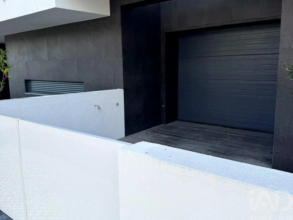 Moradia T4 para Venda em Loures Foto 27