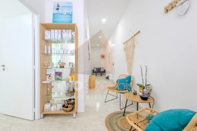 Loja para Venda em Romeira e Várzea Foto 3