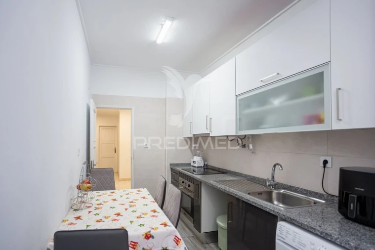 Apartamento T3 para Venda em Laranjeiro e Feijó Foto 4
