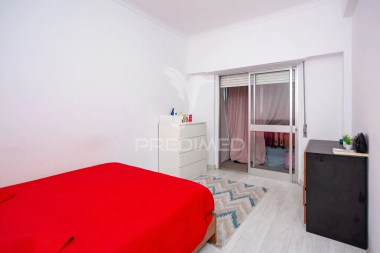 Apartamento T3 para Venda em Laranjeiro e Feijó Foto 5